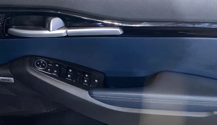 2021 KIA SELTOS X LINE 1.4 PETROL DCT, Petrol, Automatic, 47,881 km, Driver Side Door Panels Control