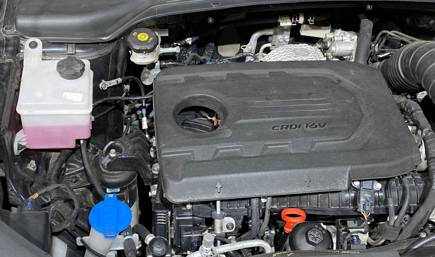 2024 Hyundai ALCAZAR Signature 6 STR 1.5 Diesel Automatic, Diesel, Automatic, 13,741 km, Engine View - Right