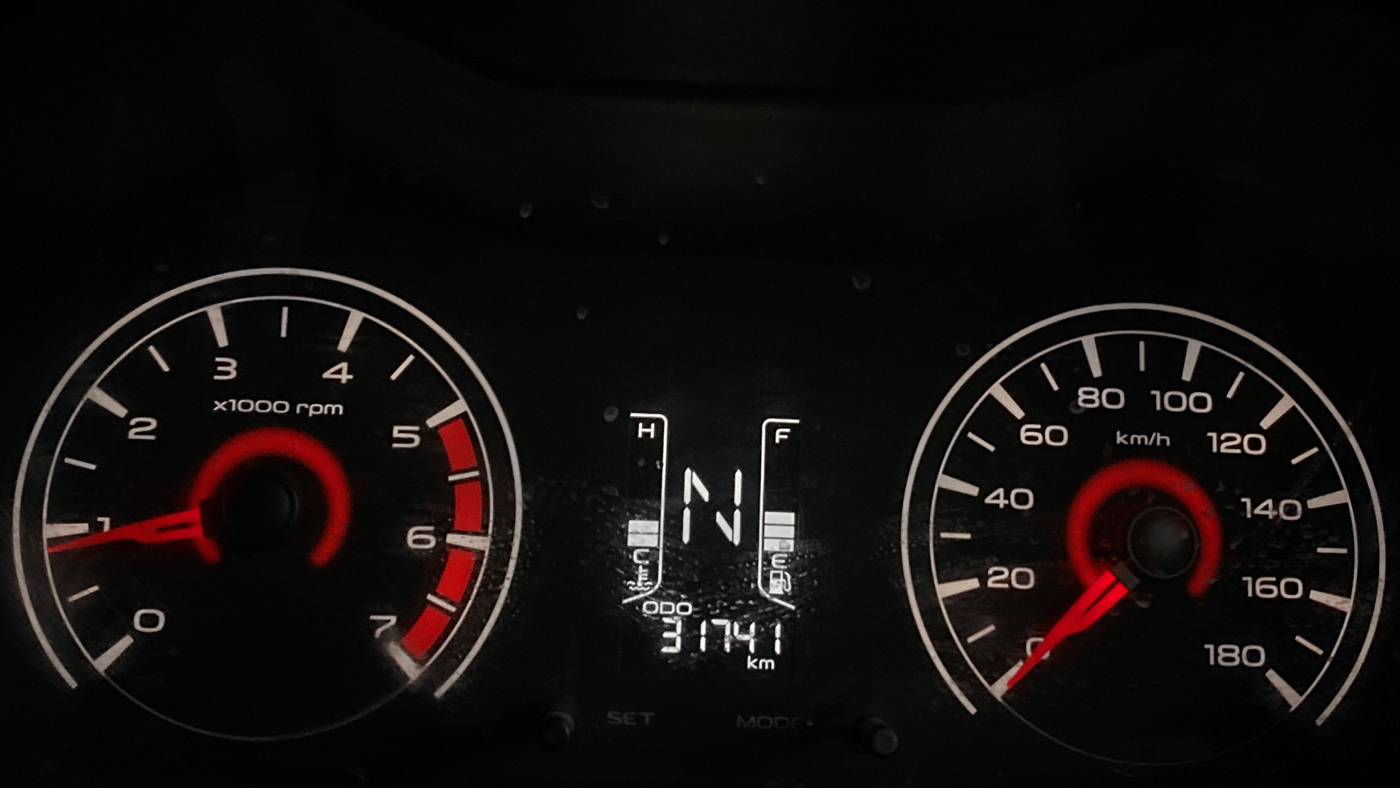 2017 Mahindra Kuv100 K8 6 STR, CNG, Manual, 31,756 km, Odometer Image