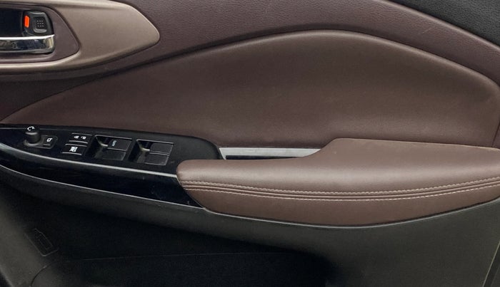 2023 Maruti FRONX ZETA 1.0L TURBO 6 AT, Petrol, Automatic, 48,100 km, Driver Side Door Panels Control