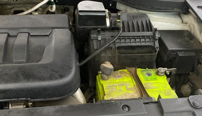 2022 Mahindra XUV700 AX 7 LUXURY D AT 7 STR, Diesel, Automatic, 93,680 km, Engine View - Left