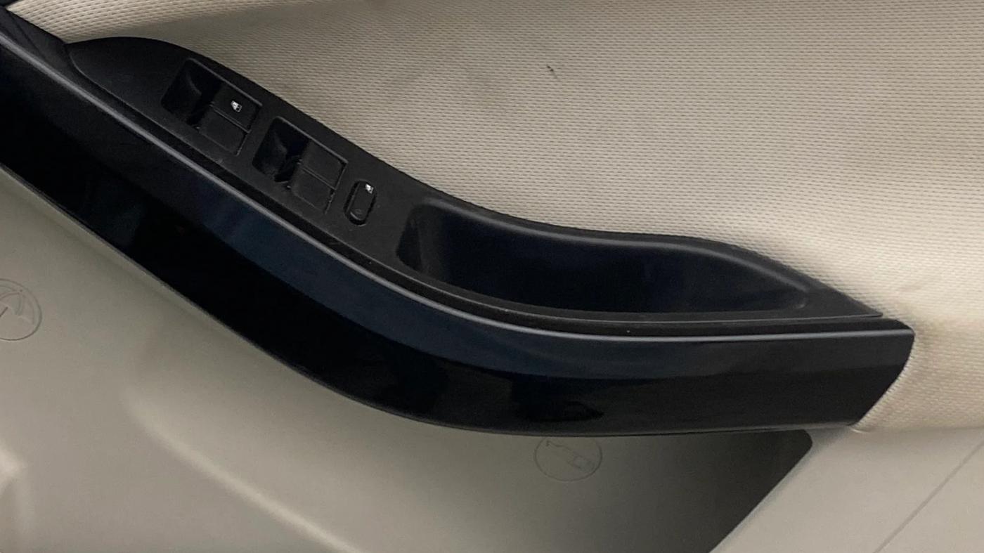 2021 Tata NEXON XZA PLUS PETROL, Petrol, Automatic, 40,514 km, Driver Side Door Panels Control