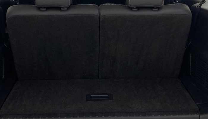 2017 Tata Hexa XTA 4X2 7 STR, Diesel, Automatic, 83,914 km, Boot Inside