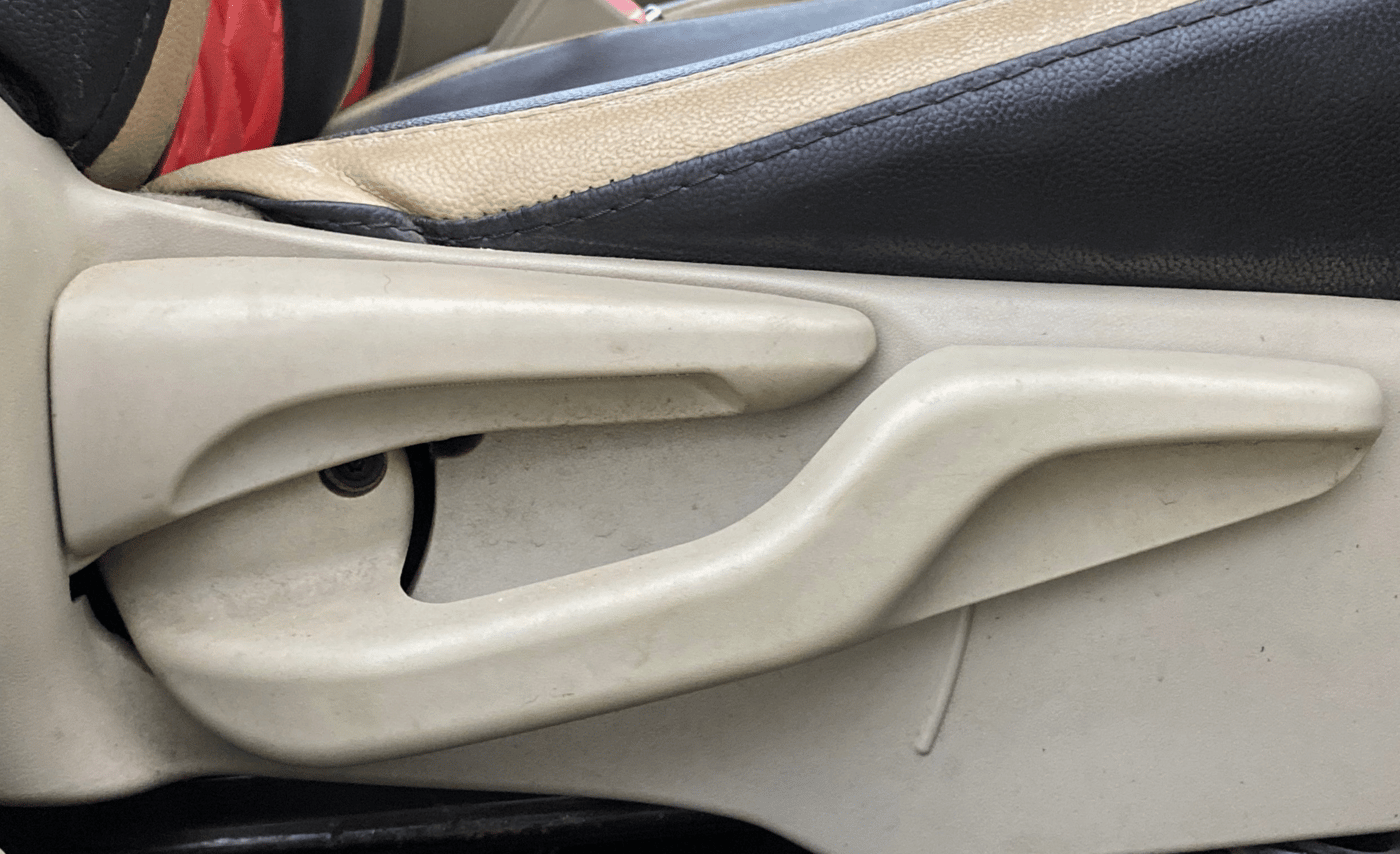 2013 Toyota Etios V, Petrol, Manual, 70,726 km, Driver Side Adjustment Panel