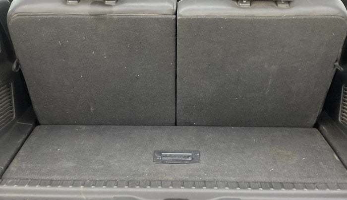 2018 Tata Hexa XTA 4X2 7 STR, Diesel, Automatic, 62,654 km, Boot Inside