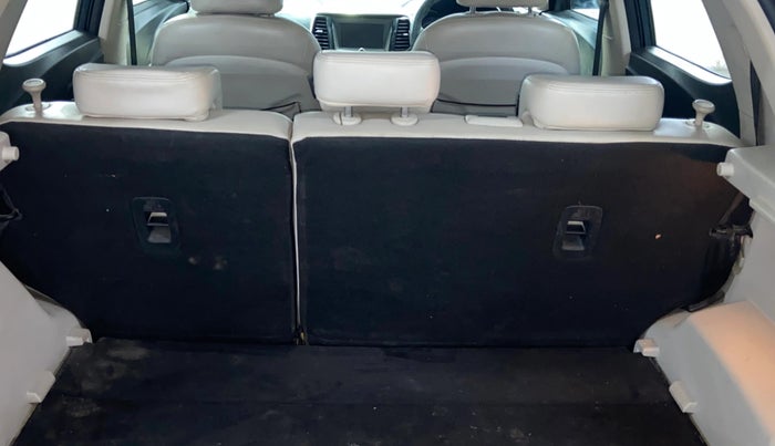 2019 Mahindra XUV300 W8 (O) 1.5 DIESEL, Diesel, Manual, 84,648 km, Boot Inside