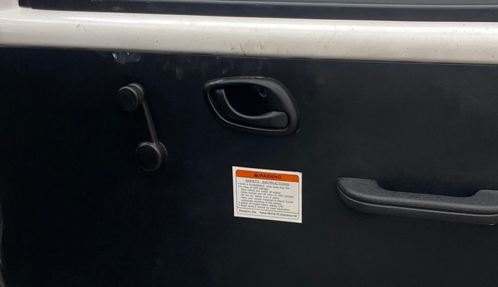 2019 Maruti Eeco 5 STR WITH A/C+HTR CNG, CNG, Manual, 51,817 km, Driver Side Door Panels Control