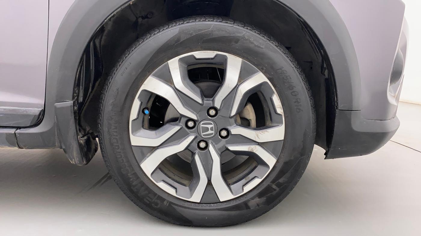 2017 Honda WR-V 1.5L I-DTEC VX MT, CNG, Manual, 88,309 km, Right Front Wheel