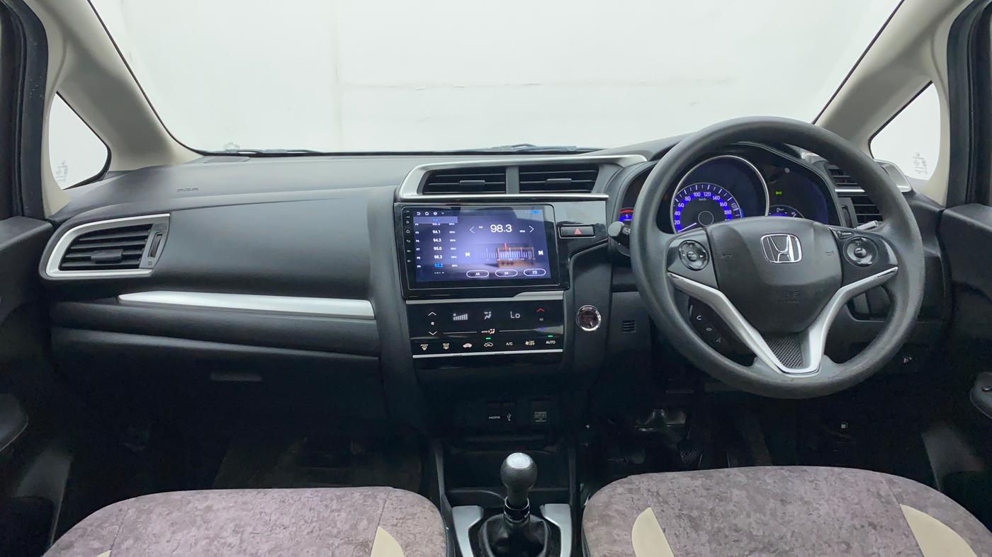 2017 Honda WR-V 1.5L I-DTEC VX MT, CNG, Manual, 88,309 km, Dashboard