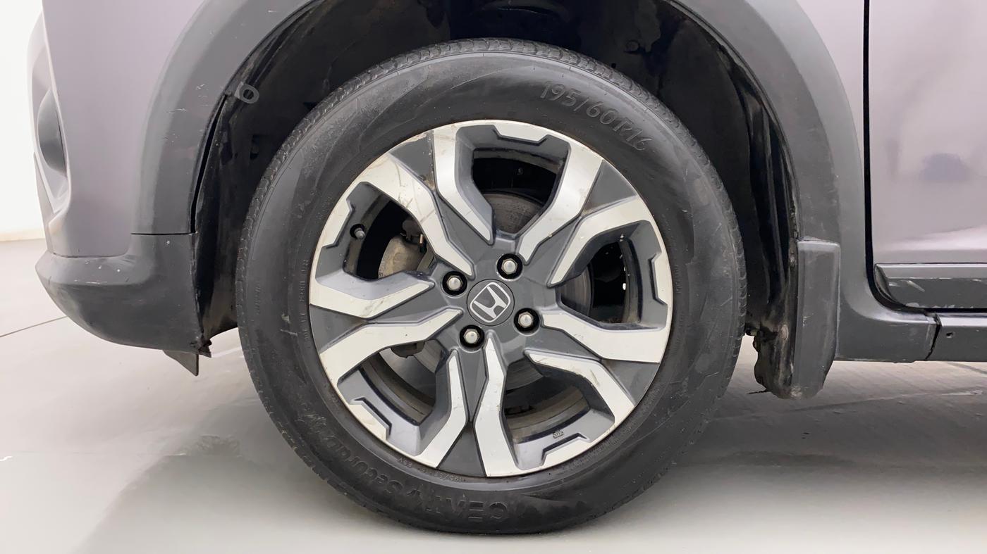 2017 Honda WR-V 1.5L I-DTEC VX MT, CNG, Manual, 88,309 km, Left Front Wheel