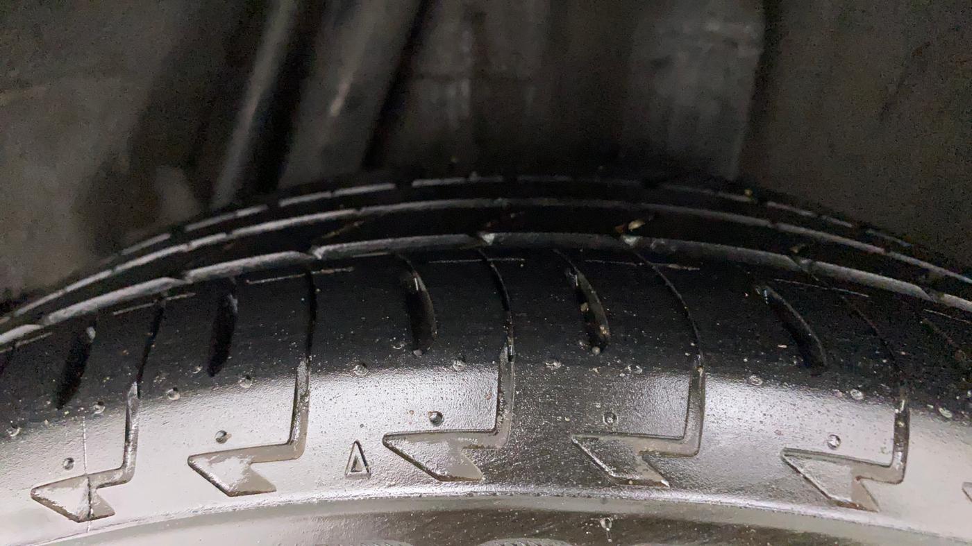 2017 Honda WR-V 1.5L I-DTEC VX MT, CNG, Manual, 88,309 km, Left Rear Tyre Tread