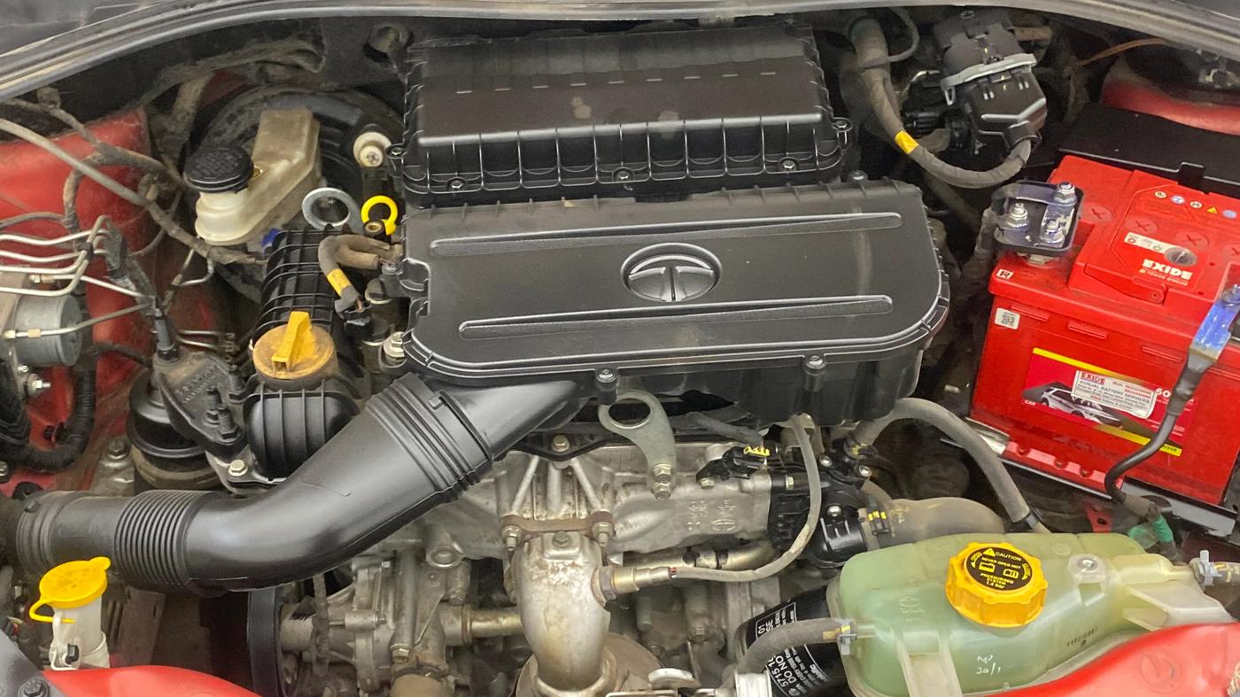 2020 Tata Tiago XZA PLUS PETROL, Petrol, Automatic, 98,344 km, Engine View