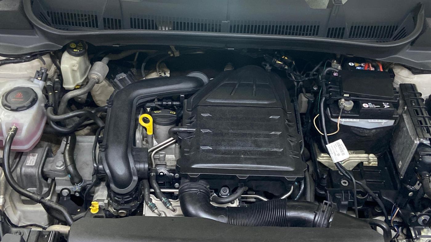 2022 Volkswagen TAIGUN TOPLINE 1.0 TSI AT, Petrol, Automatic, 69,191 km, Engine View