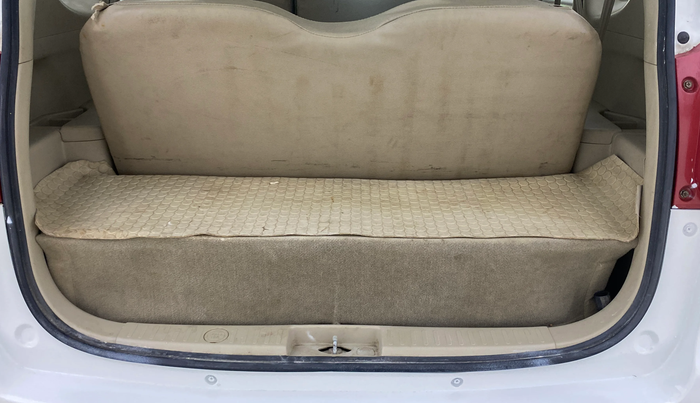 2015 Maruti Ertiga VXI CNG, CNG, Manual, 54,247 km, Boot Inside