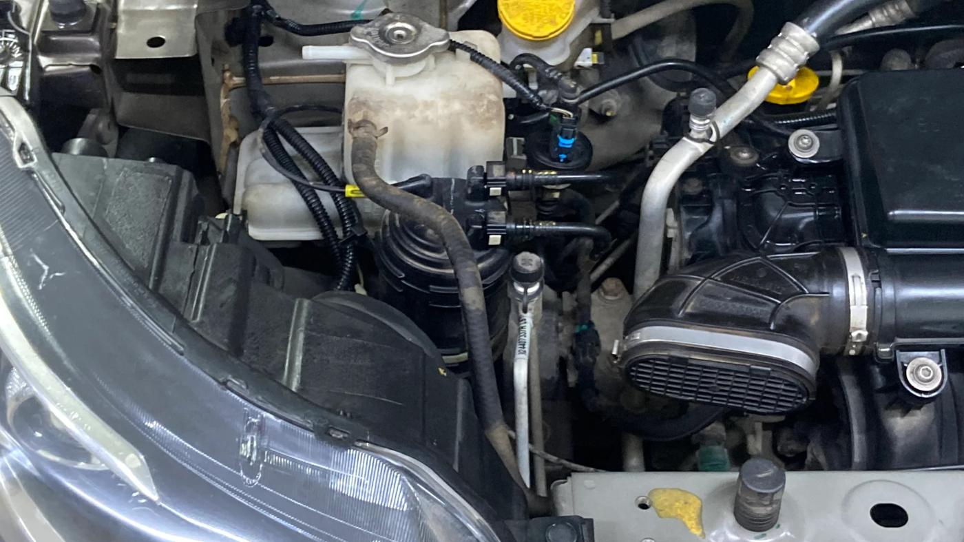 2022 Renault TRIBER RXZ, Petrol, Manual, 15,922 km, Engine View - Right
