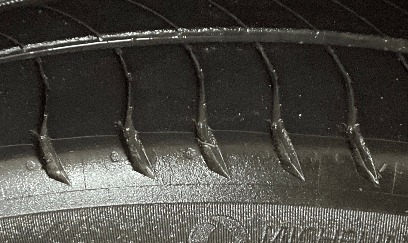 2020 Volkswagen Polo TRENDLINE 1.0L, Petrol, Manual, 91,857 km, Left Front Tyre Tread