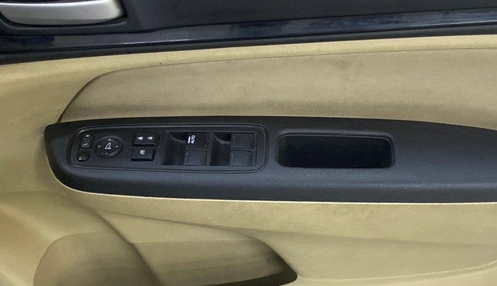2019 Honda Amaze 1.2L I-VTEC S, Petrol, Manual, 51,966 km, Driver Side Door Panels Control