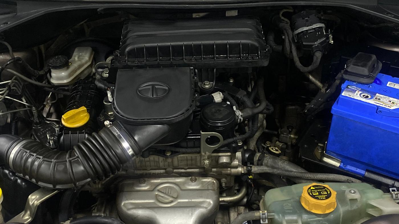 2019 Tata Tiago XZ PETROL, Petrol, Manual, 45,295 km, Engine View
