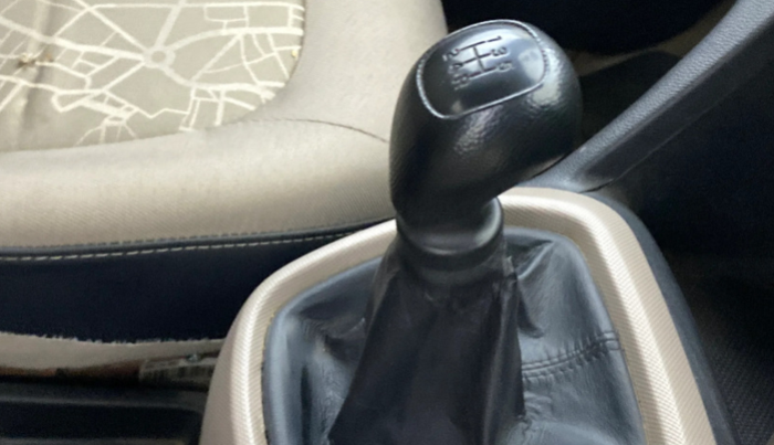 2015 Hyundai Xcent BASE 1.2, Petrol, Manual, 26,210 km, Gear Lever