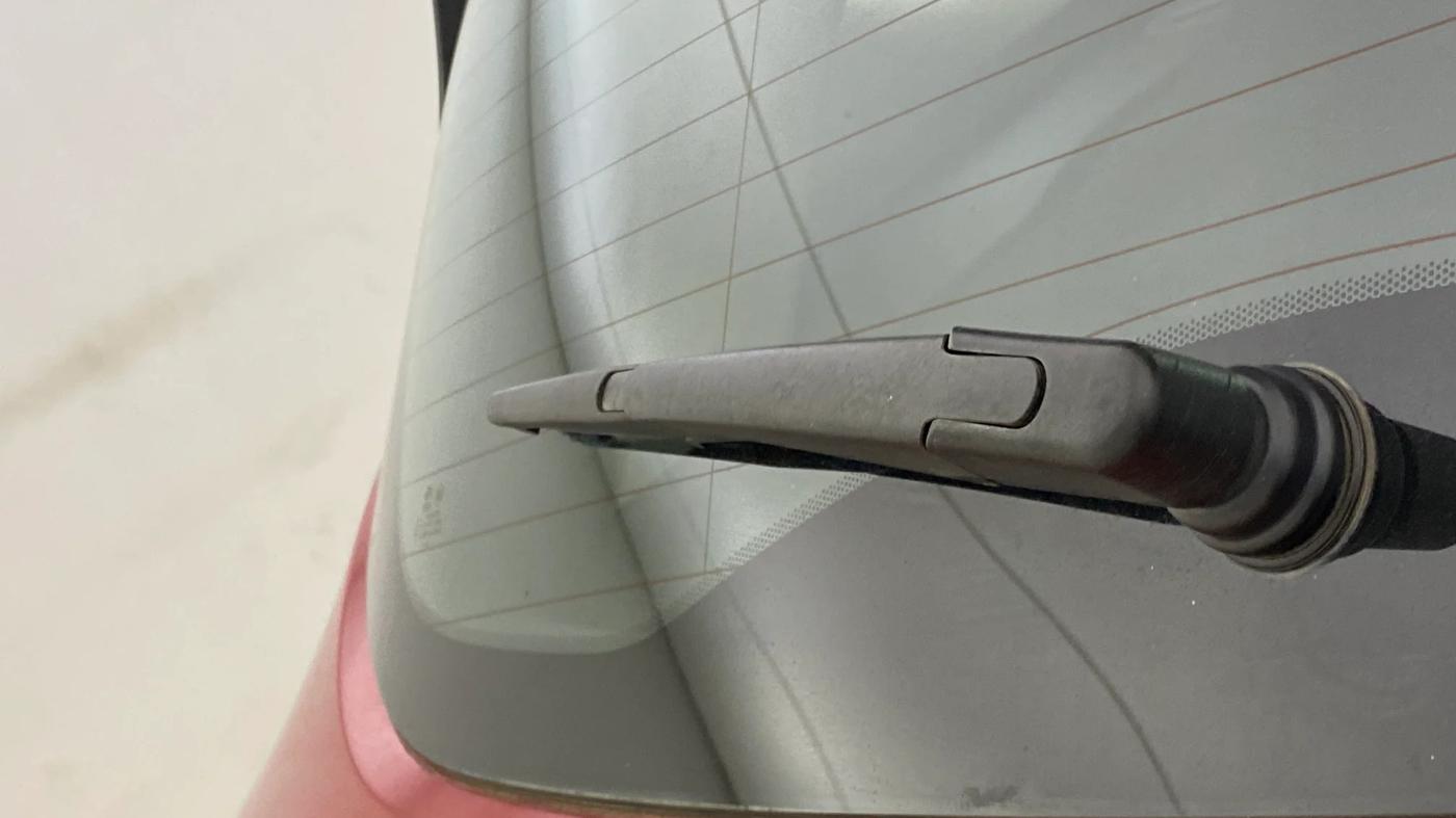 2020 Tata Harrier XZA PLUS 2.0L, Diesel, Automatic, 44,760 km, Rear Wiper