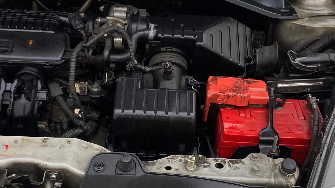 2015 Honda Mobilio 1.5L I-VTEC S, Petrol, Manual, 1,30,509 km, Engine View - Left