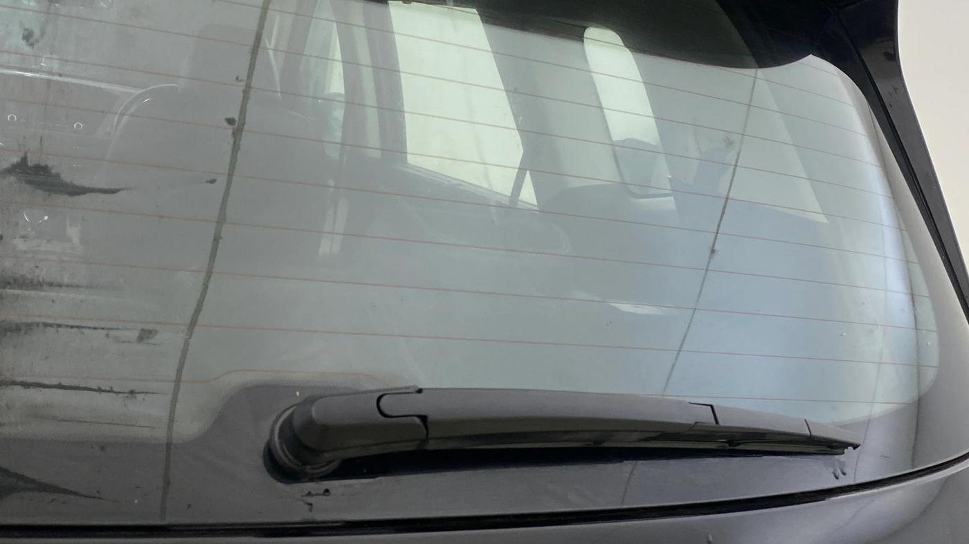 2023 KIA CARENS  PRESTIGE PLUS 1.5 TURBO PETROL DCT 7 STR, Petrol, Automatic, 76,316 km, Rear Wiper