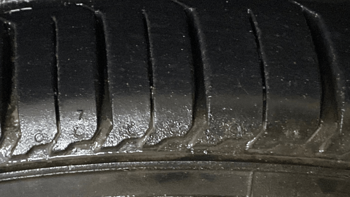 2017 Maruti Baleno DELTA PETROL 1.2, Petrol, Manual, 42,301 km, Left Front Tyre Tread