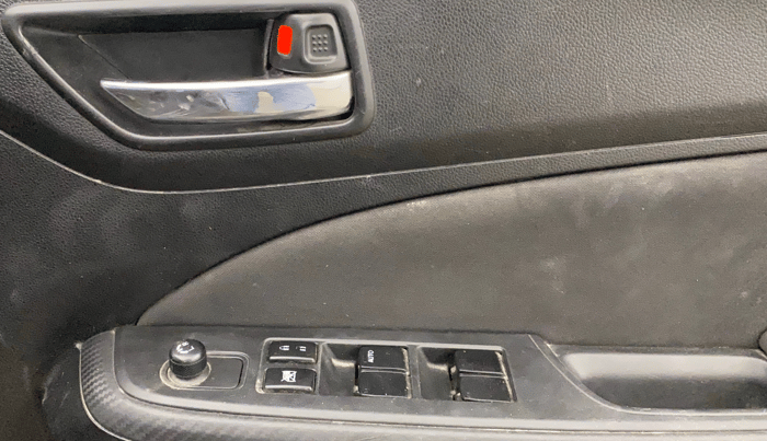 2022 Maruti Swift VXI, Petrol, Manual, 23,859 km, Driver Side Door Panels Control