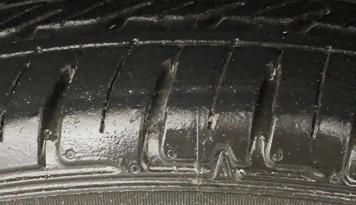 2022 Maruti Swift VXI, Petrol, Manual, 23,859 km, Left Front Tyre Tread