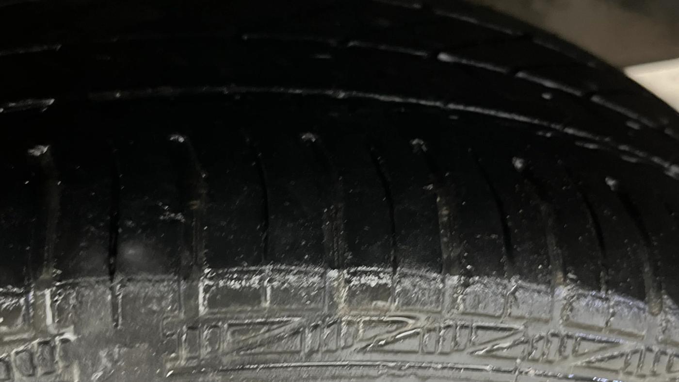 2014 Honda Amaze 1.2L I-VTEC SX, Petrol, Manual, 38,462 km, Left Rear Tyre Tread