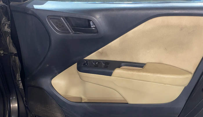2016 Honda City 1.5L I-VTEC SV, Petrol, Manual, 53,943 km, Driver Side Door Panels Control