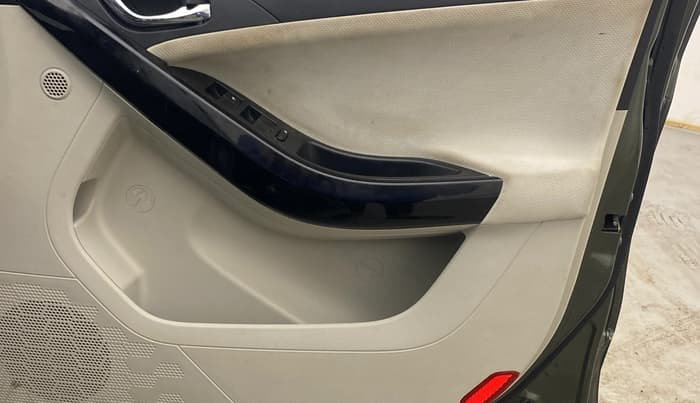 2021 Tata NEXON XZ PLUS PETROL, Petrol, Manual, 43,153 km, Driver Side Door Panels Control