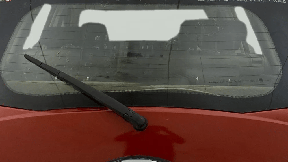 2016 Mahindra XUV500 W6, Diesel, Manual, 1,29,634 km, Rear Wiper