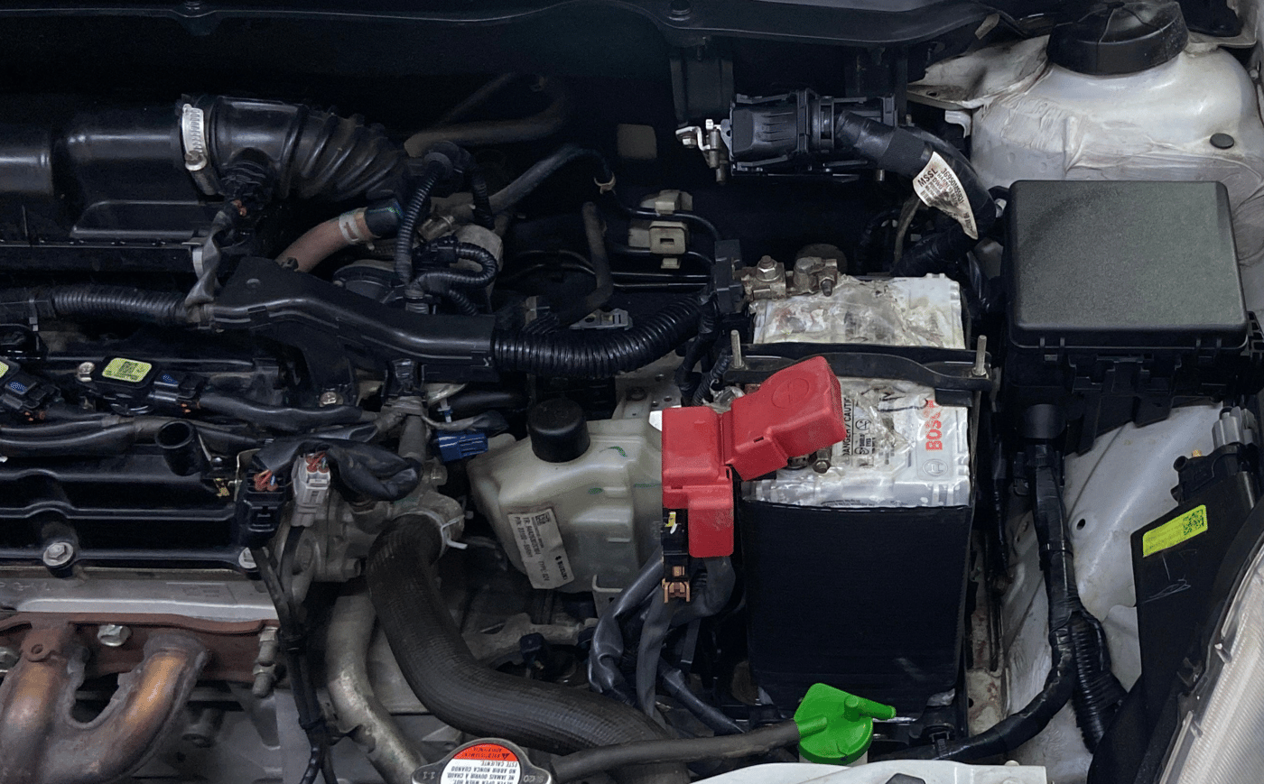 2020 Maruti Swift ZXI AMT, Petrol, Automatic, 33,817 km, Engine View - Left