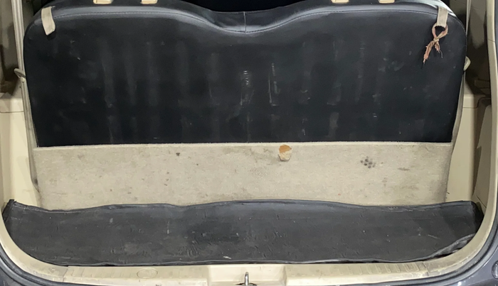 2014 Maruti Ertiga VXI, Petrol, Manual, 66,266 km, Boot Inside