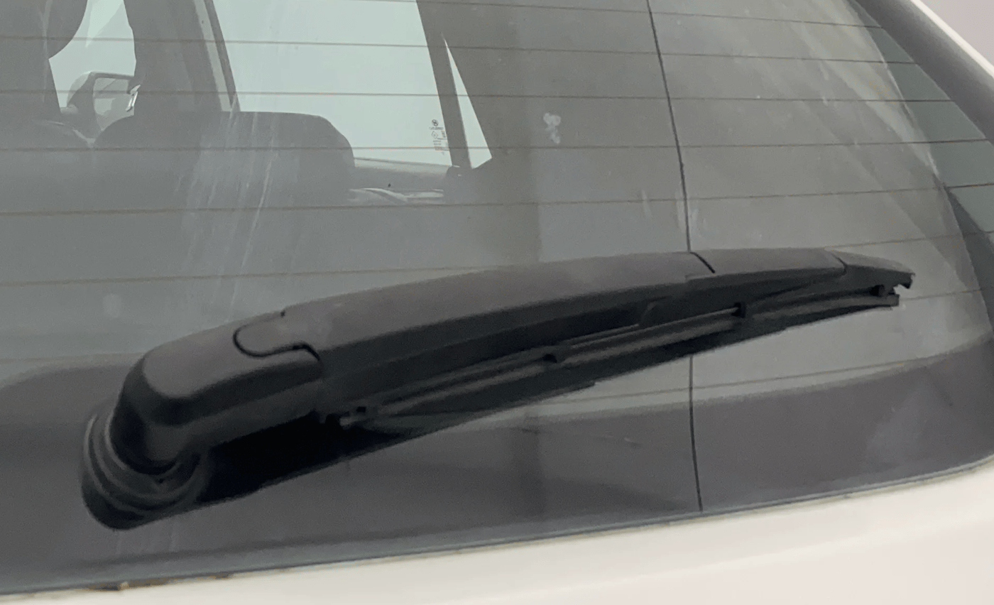 2016 Hyundai Creta SX PLUS AT 1.6 PETROL, Petrol, Automatic, 1,03,564 km, Rear Wiper