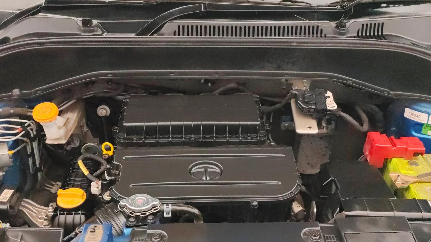 2021 Tata PUNCH CREATIVE  1.2 RTN DUAL TONE, Petrol, Manual, 30,571 km, Engine View