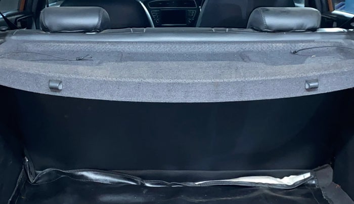 2018 Hyundai i20 Active 1.2 SX, Petrol, Manual, 64,318 km, Boot Inside