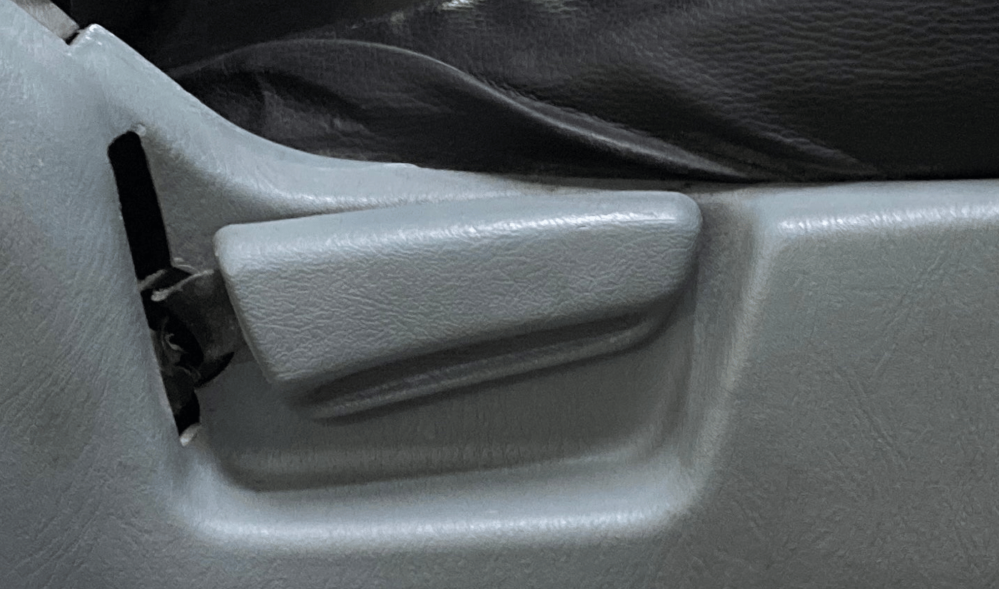 2014 Maruti Alto K10 VXI, Petrol, Manual, 58,982 km, Driver Side Adjustment Panel