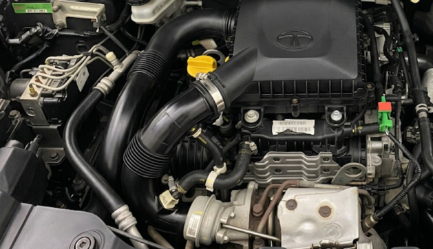 2019 Tata NEXON XZA PLUS PETROL, Petrol, Automatic, 56,575 km, Engine View - Right