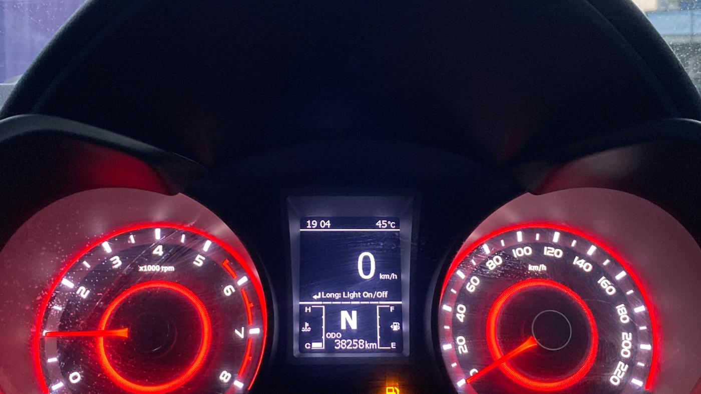 2021 Mahindra XUV300 W8 1.2 PETROL, Petrol, Manual, 38,257 km, Odometer Image