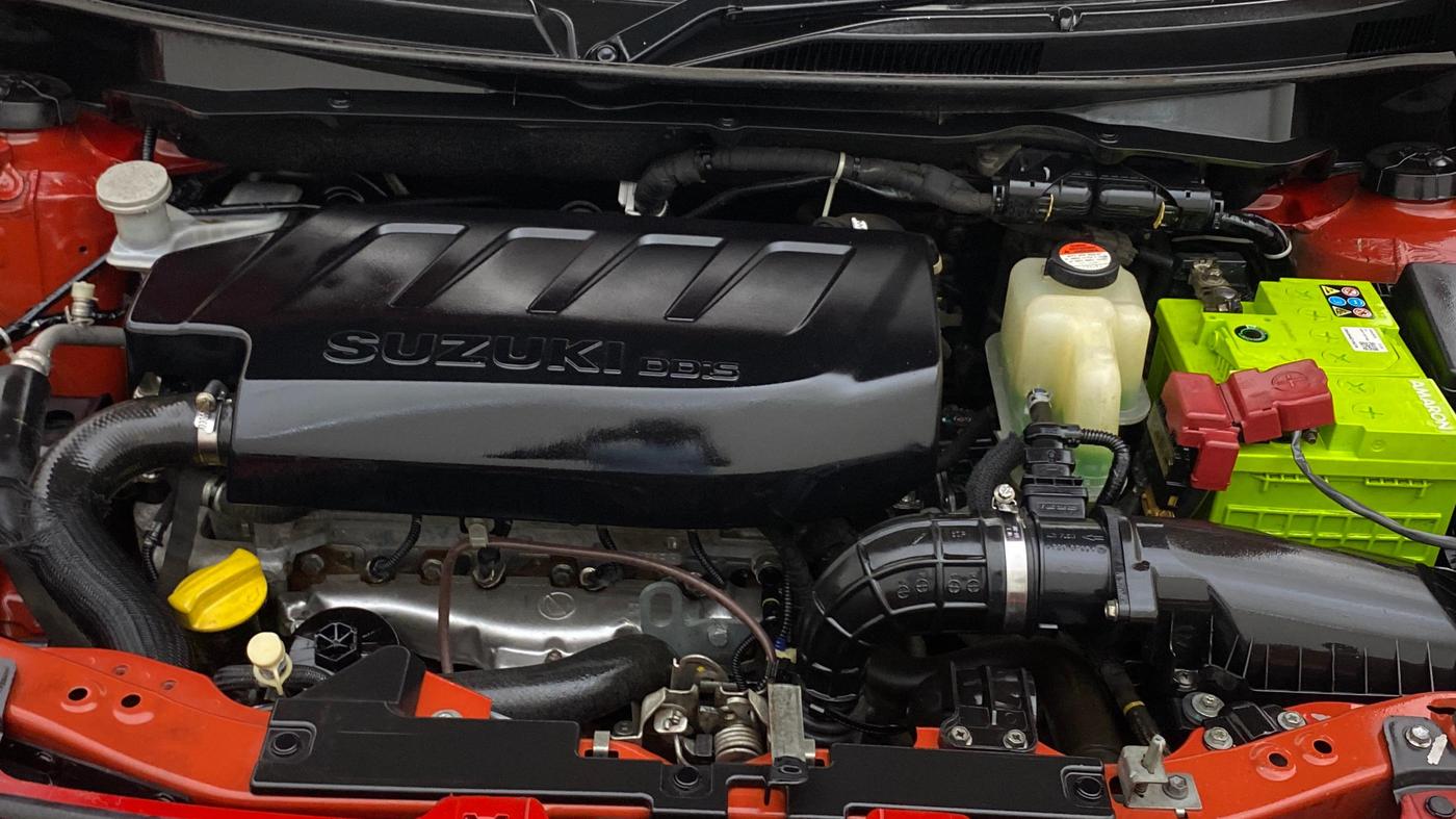 2018 Maruti Swift VDI AMT, Diesel, Automatic, 97,354 km, Engine View