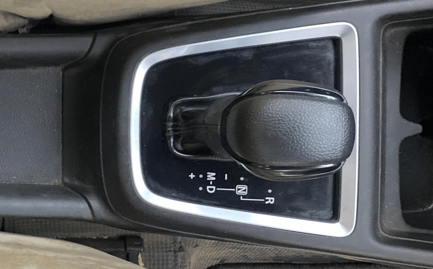 2018 Maruti Swift VDI AMT, Diesel, Automatic, 97,354 km, Gear Lever