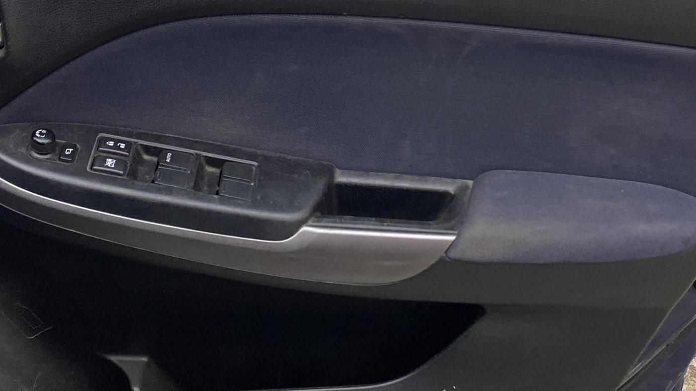 2019 Maruti Baleno DELTA PETROL 1.2, Petrol, Manual, 39,991 km, Driver Side Door Panels Control