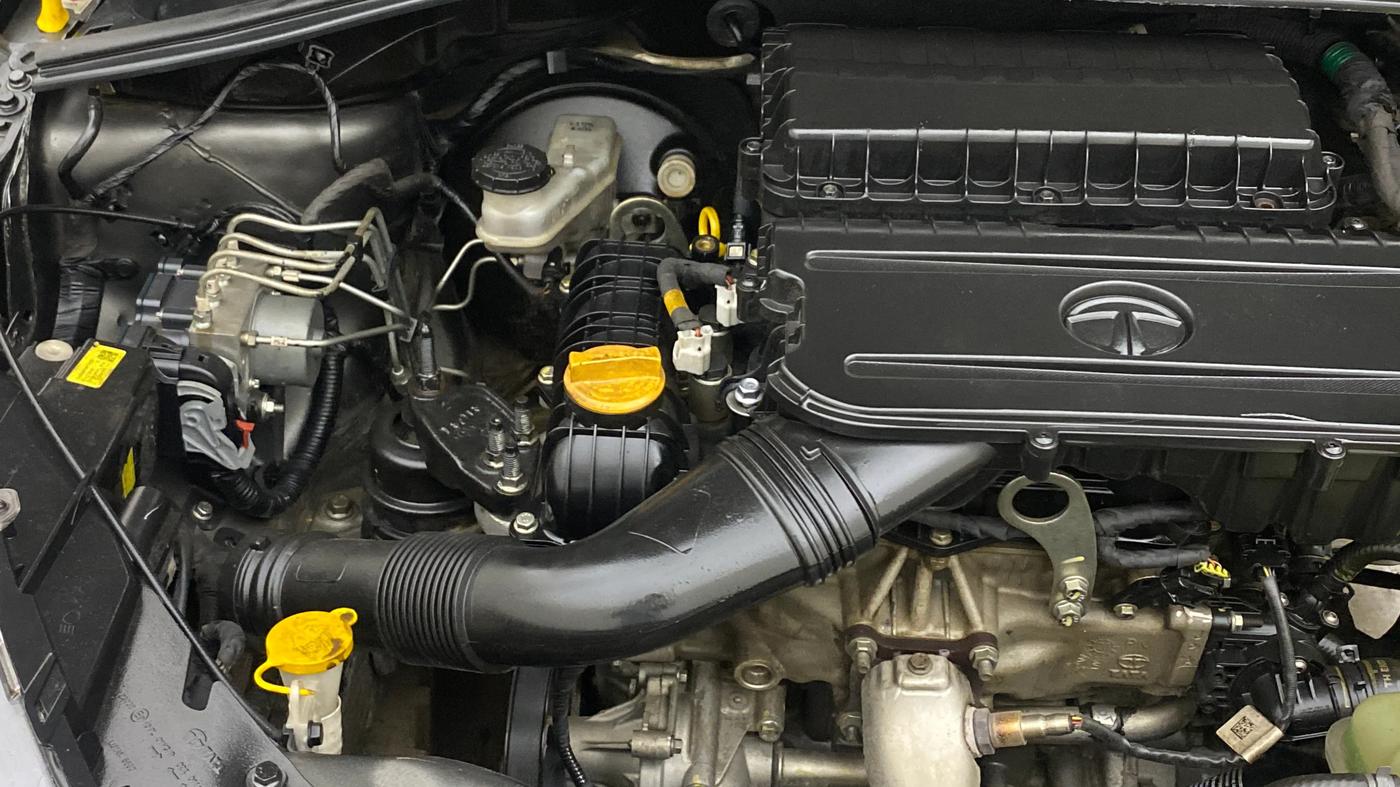 2021 Tata TIGOR XZ PETROL, Petrol, Manual, 1,22,399 km, Engine View - Right