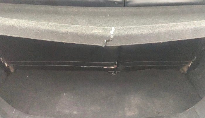 2014 Maruti Wagon R 1.0 VXI, Petrol, Manual, 88,292 km, Boot Inside