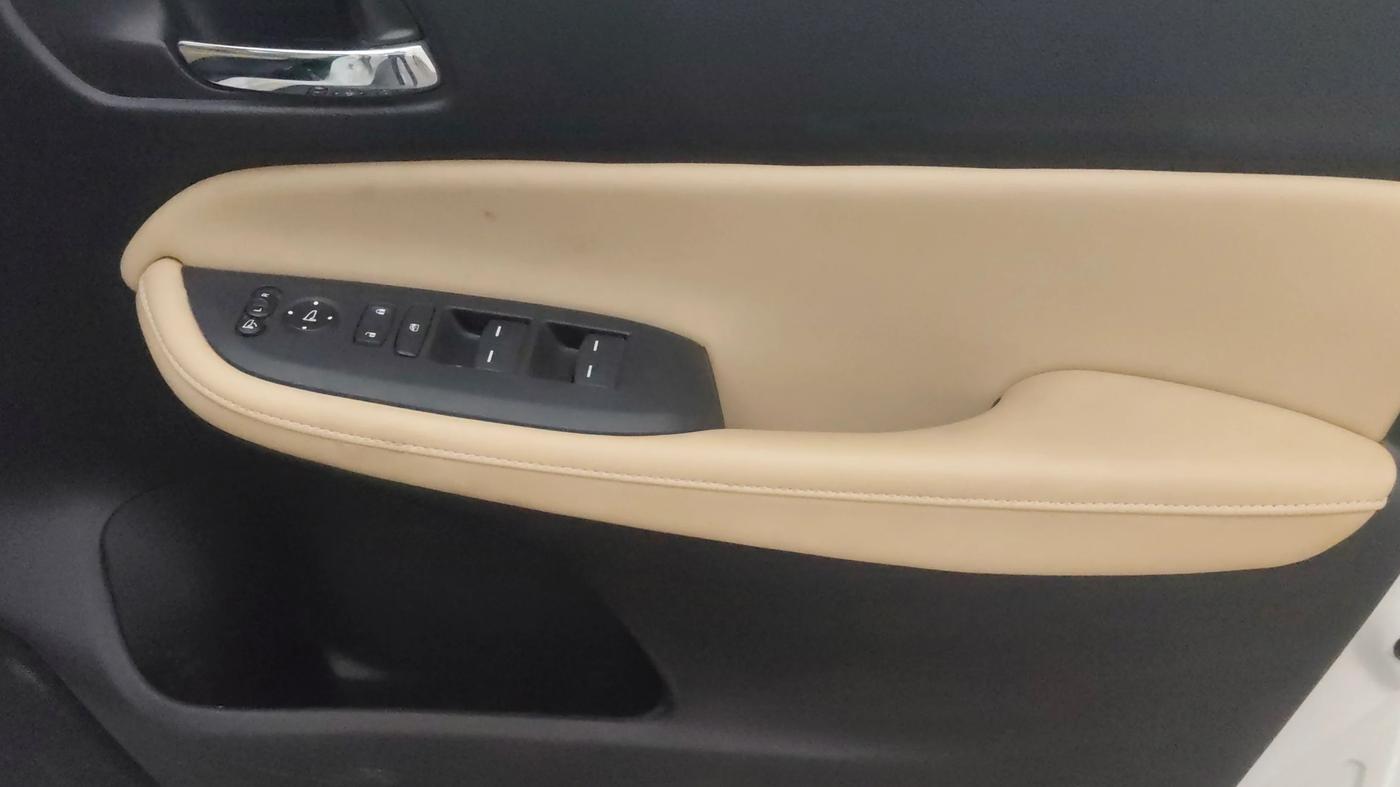2021 Honda City 1.5L I-VTEC ZX CVT, Petrol, Automatic, 34,361 km, Driver Side Door Panels Control