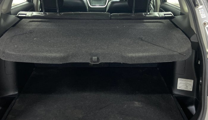 2015 Maruti S Cross ALPHA 1.6, Diesel, Manual, 1,31,439 km, Boot Inside