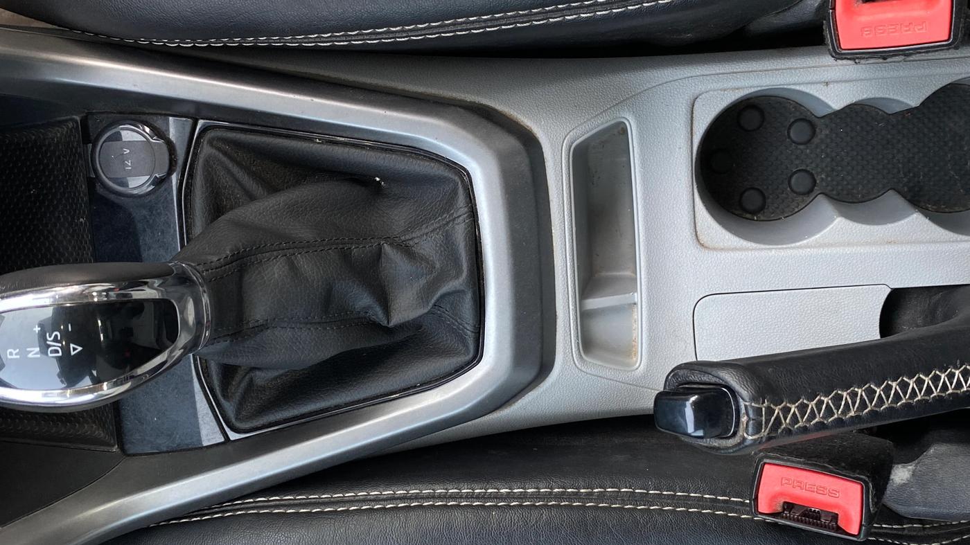 2022 Skoda KUSHAQ AMBITION 1.0L TSI AT, Petrol, Automatic, 72,030 km, Gear Lever