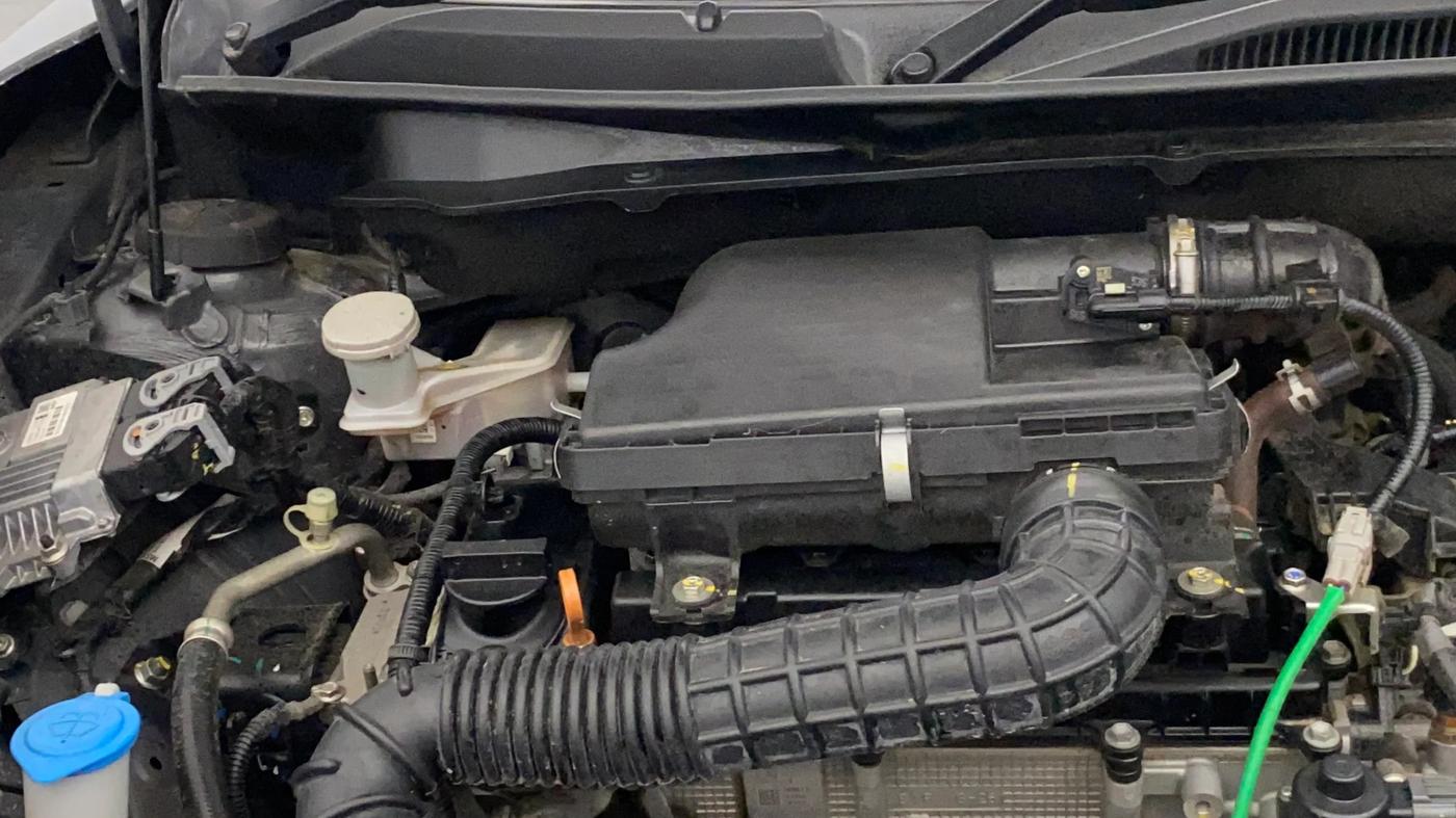 2024 Maruti Dzire ZXI CNG, CNG, Manual, 19,618 km, Engine View - Right